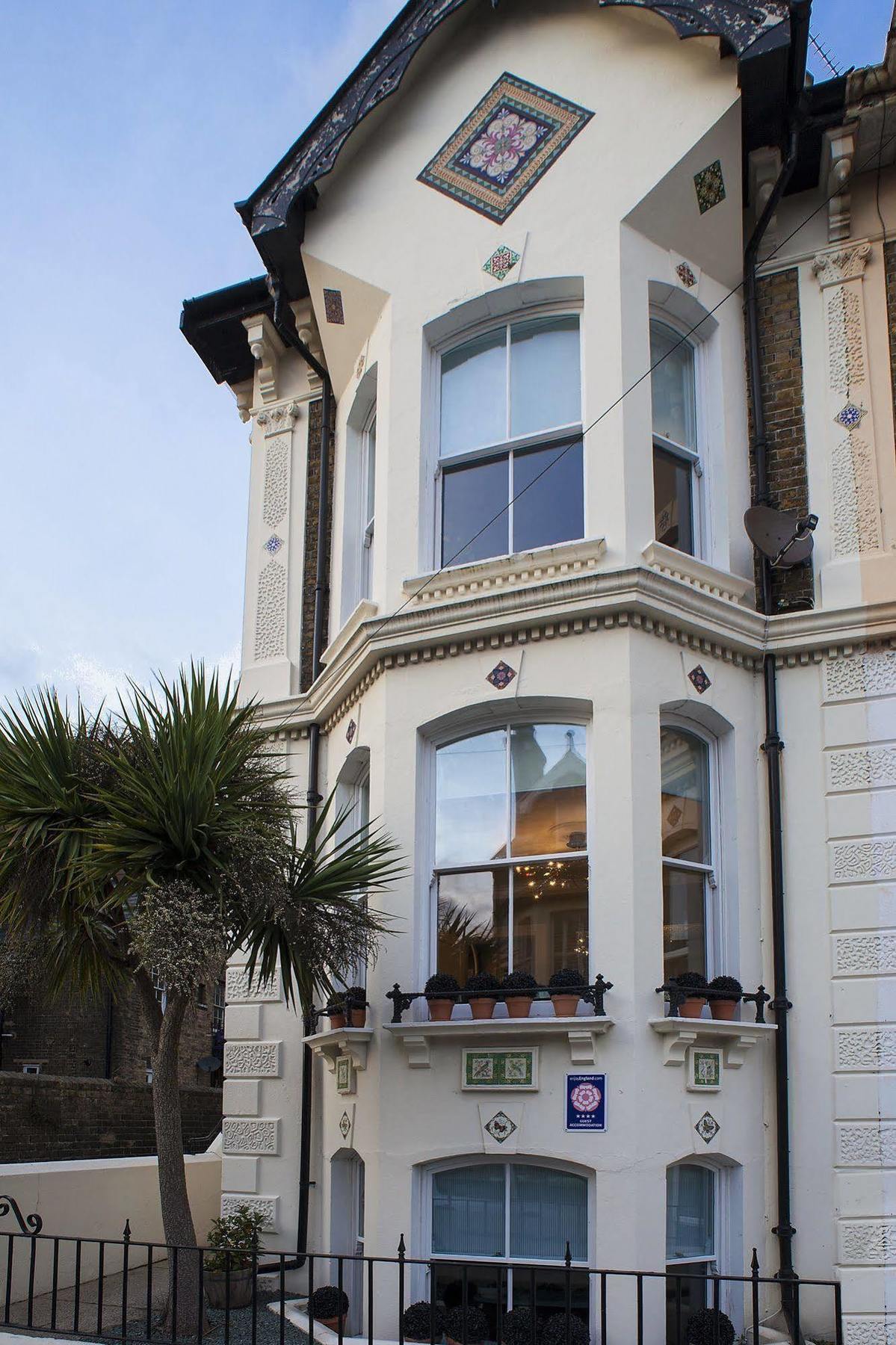 Number One B&B Deal Exterior photo
